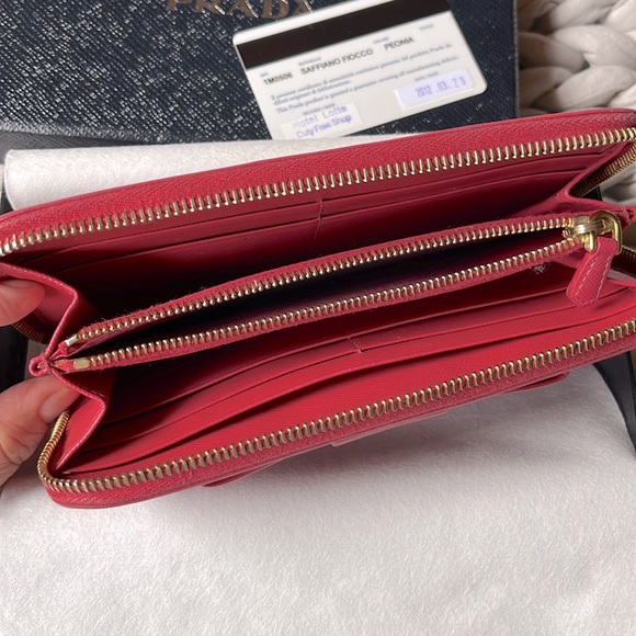 Prada Saffiano Fiocco wallet - Picture 2 of 5